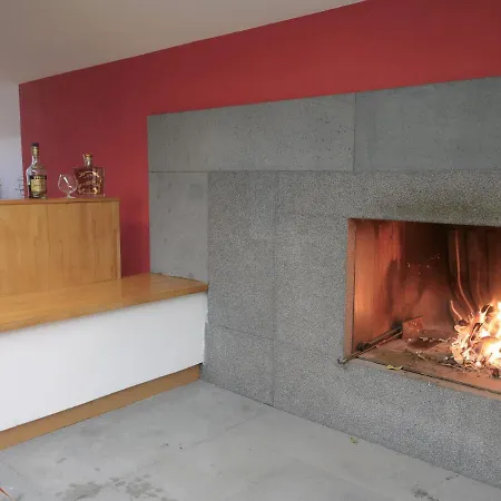 Casavellino: Il Tuo Spazio Moderno In Centro شقة