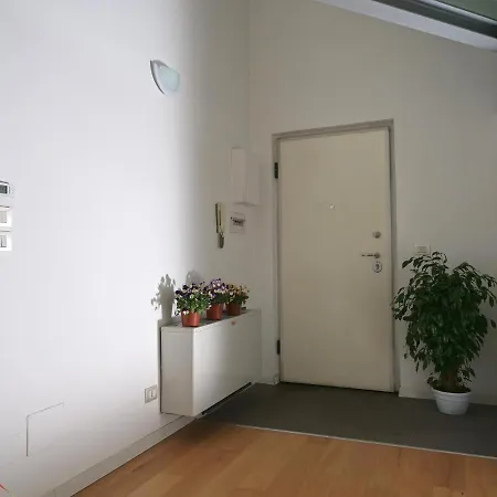 Appartement Casavellino: Il Tuo Spazio Moderno In Centro